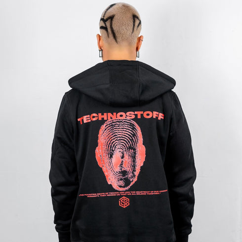 Raver trägt "Red Headed" Premium Zip Hoodie von Technostoff in schwarz, Rückansicht