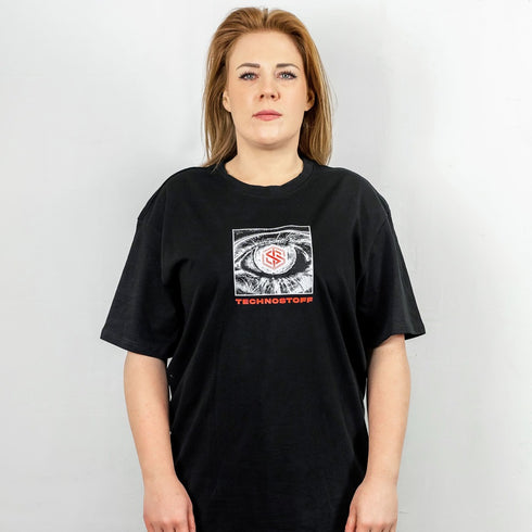 Spectrum Of Souls oversized T-Shirt von vorne fotografiert, getragen von einer Raverin