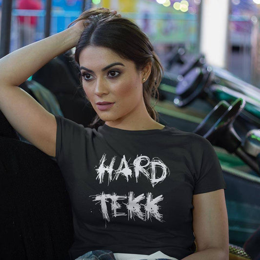 Female raver wearing black Technostoff Scratched Hardtekk T-shirt at the fairground