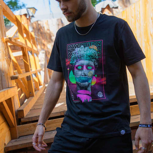 Raver mit schwarzem Technostoff Raveolution Regular T-Shirt mit Statuen-Print, Frontansicht